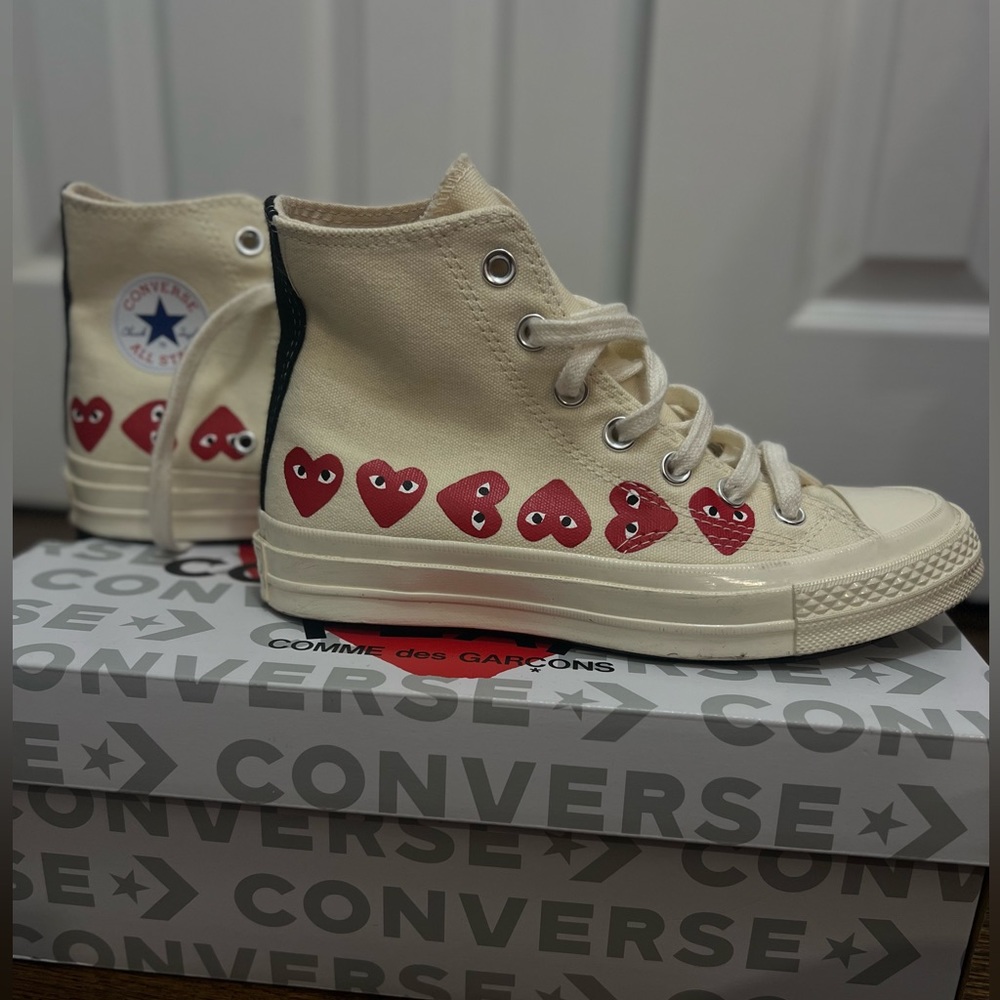 Converse Chuck Taylor All Star 70 Hi
Comme des Garcons PLAY Multi-Heart White